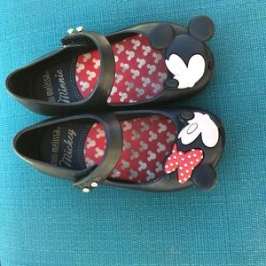Mini Melissa size 7 black Mini and Mickey Mouse